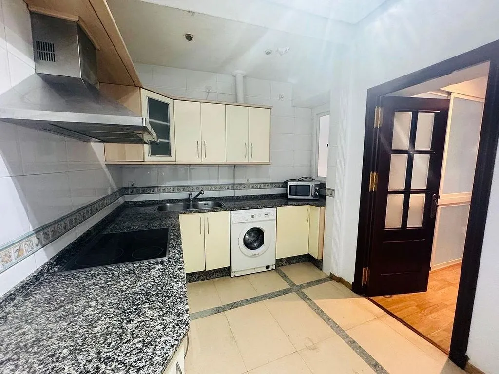 Köök - Bright Apartment with Balcony in Cádiz Centre