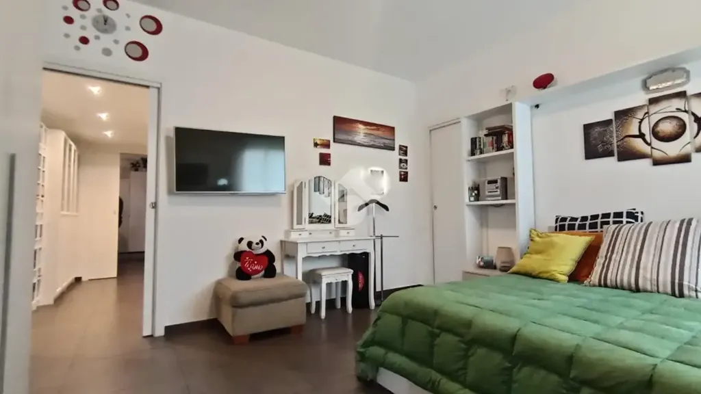 Magamistoad - Modernised Apartment with Balcony in Palermo