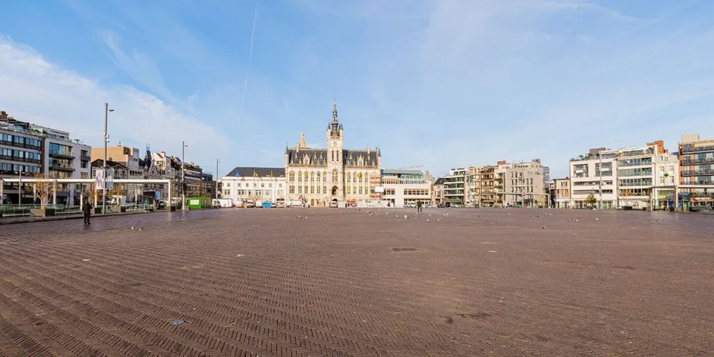Penthouse with Terraces in Sint-Niklaas
