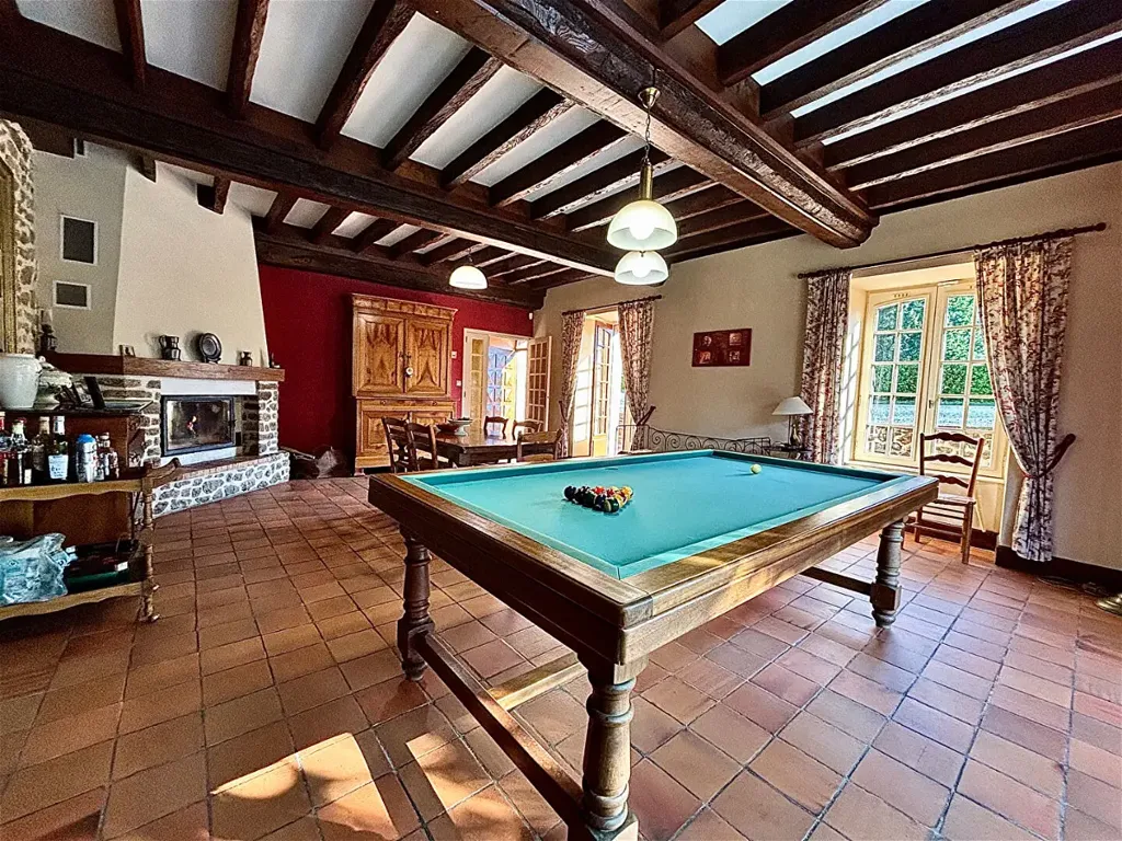 Maison 7 pièces à Ernee