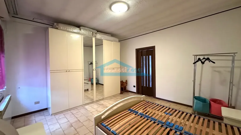 Camere da letto - Independent House with Two Balconies in Adro