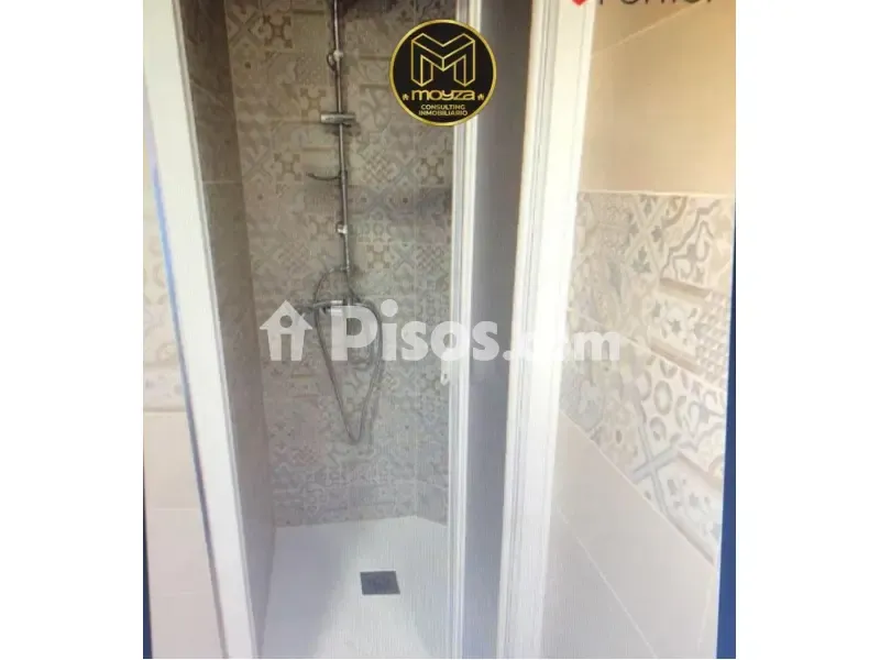 Salles de bain - Semi-Amuebled House with Terrace in Martos