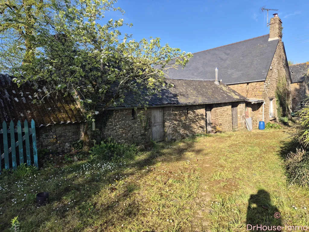 Garden - Rustic Farmhouse with Dependances near GORRON