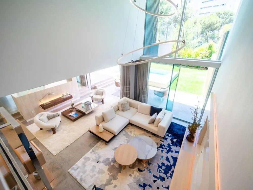 Living Room - Luxury Duplex with Pool in Cascais