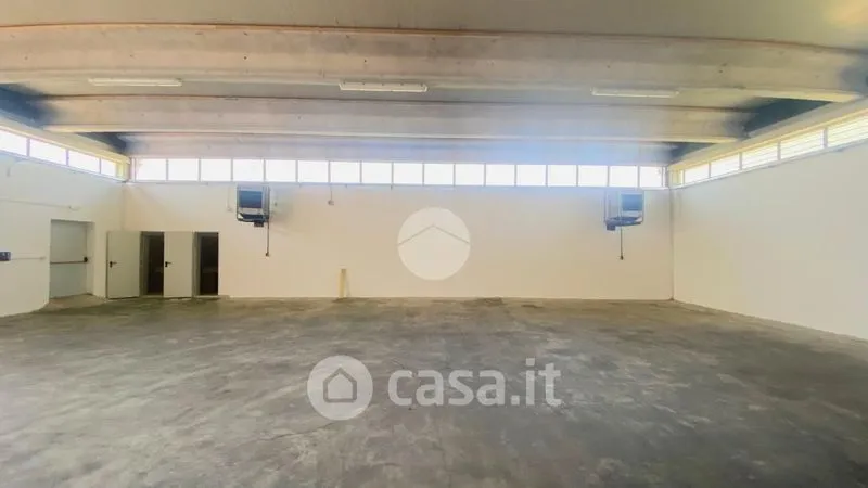 Pièces - Warehouse for Rent in Industrial Area, Borgo Virgilio