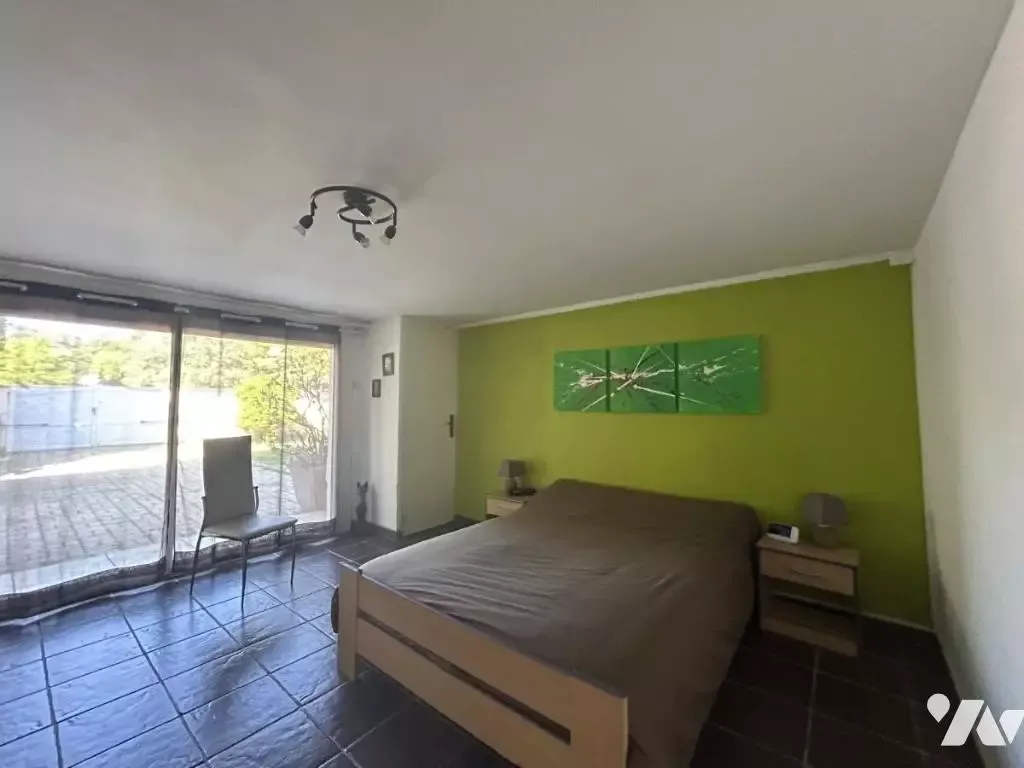 Chambres - Maison avec Piscine et Jardin à Montélimar