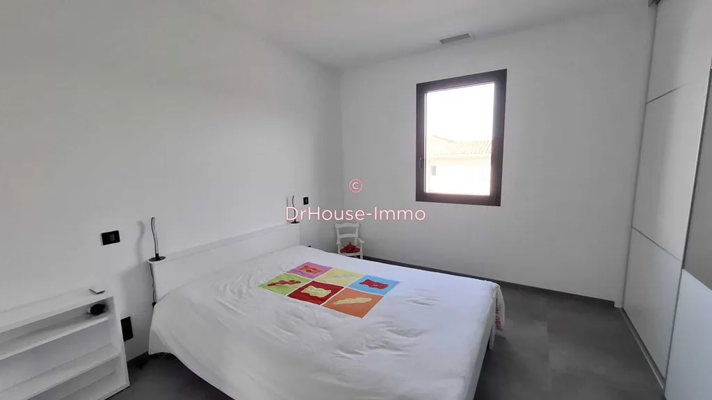Chambres - Villa Contemporaine avec Terrasse à Casteljaloux