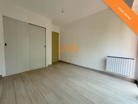 Magamistoad - 2-Bedroom Apartment with Terrace in Fréjus