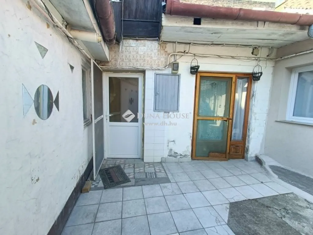 Giardino - Quiet Flat with Courtyard in Kecskemét
