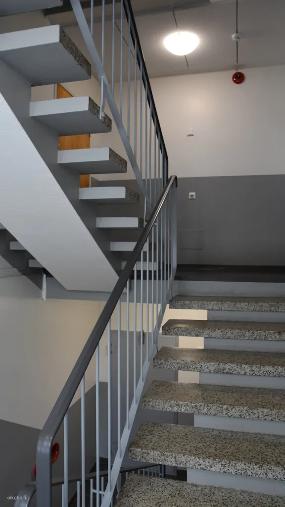Pièces - Bright Apartment with Glazed Balcony in Espoo