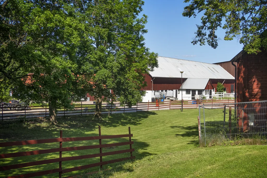 Välivaade - Equestrian Estate with Stables in Kolbäck