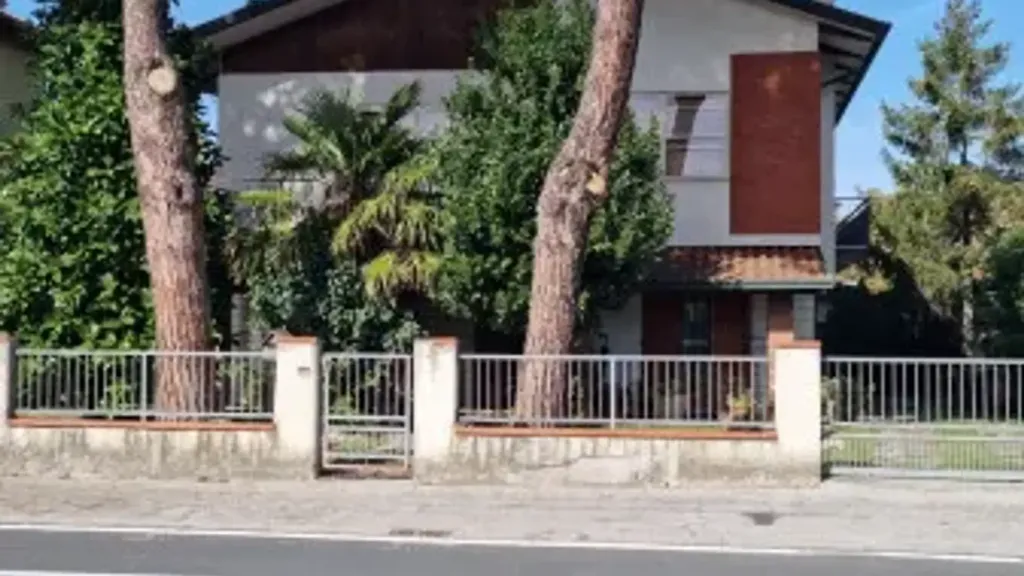 Esterno - Villa with Private Garden in Ravenna