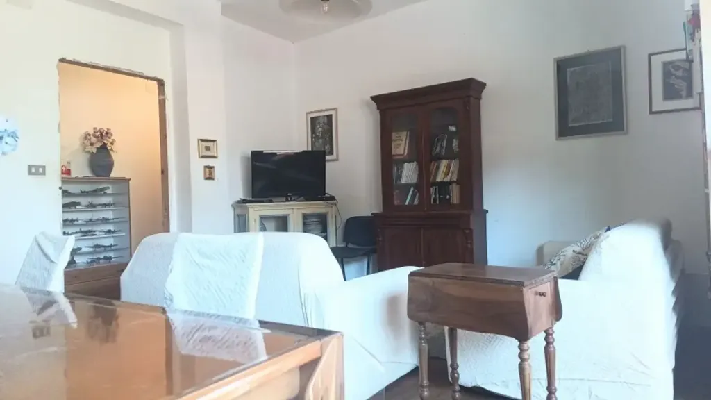 Living Room - 6-room apartment in IT