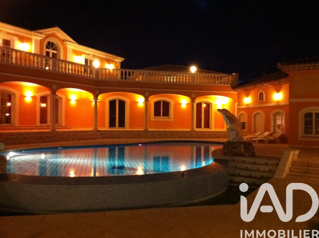 Piscine - Villa Moderne avec Vue Mer à Roquebrune-sur-Argens