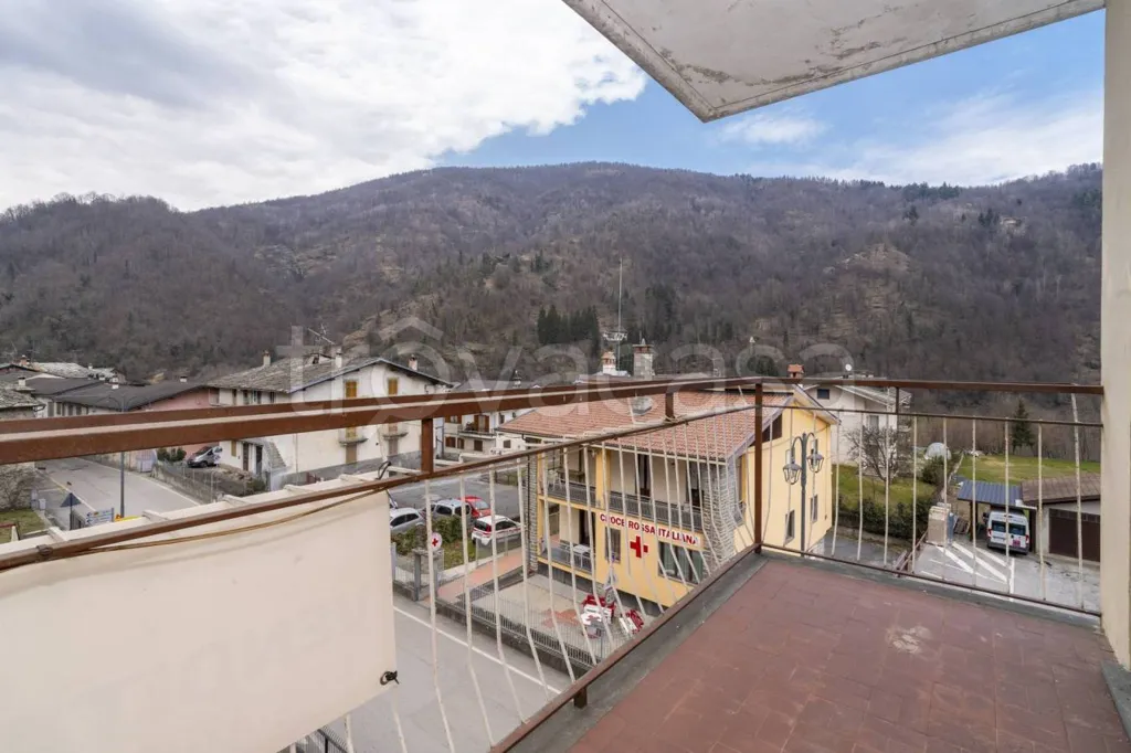 Rõdu - Apartment with Three Balconies in Melle Centre