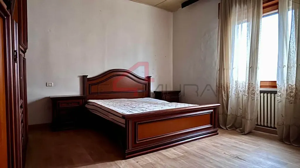 Magamistoad - Semi-Independent House with Vineyard in Sorga'