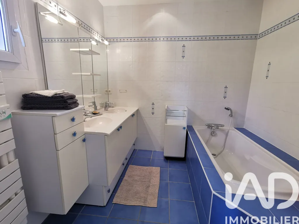 Salles de bain - Maison avec Vue Panoramique à Saint-Paul-De-Varces