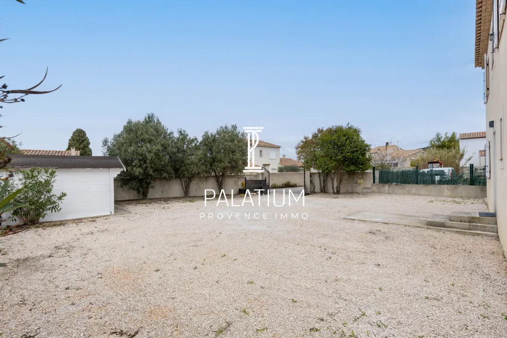Välivaade - Traditional Villa with Pool in Marignane