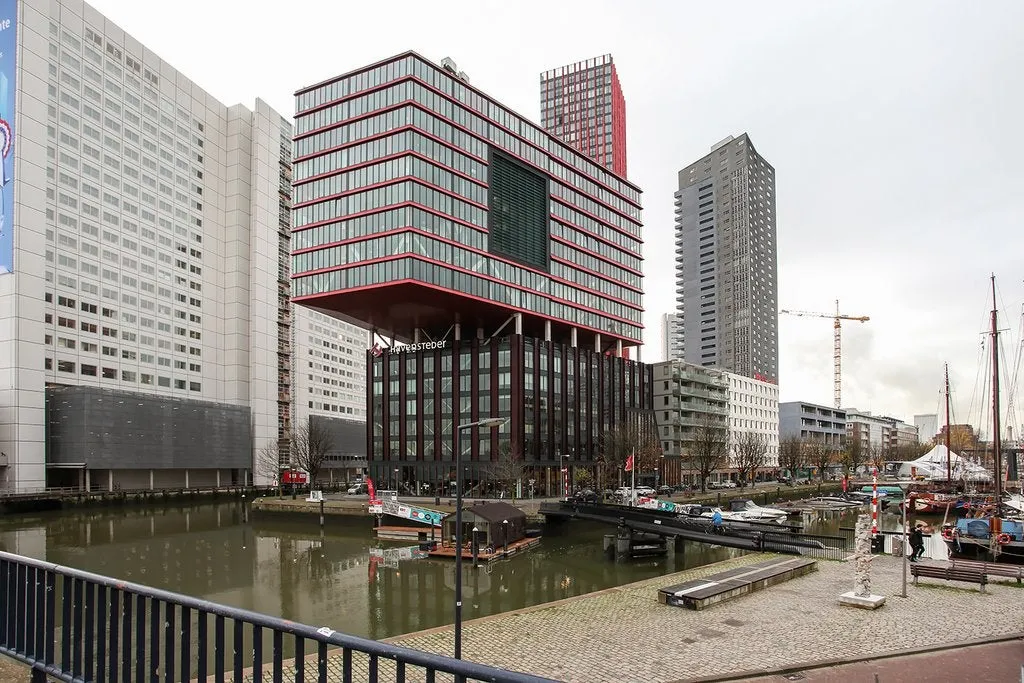 3-toaline korter asukohas Rotterdam