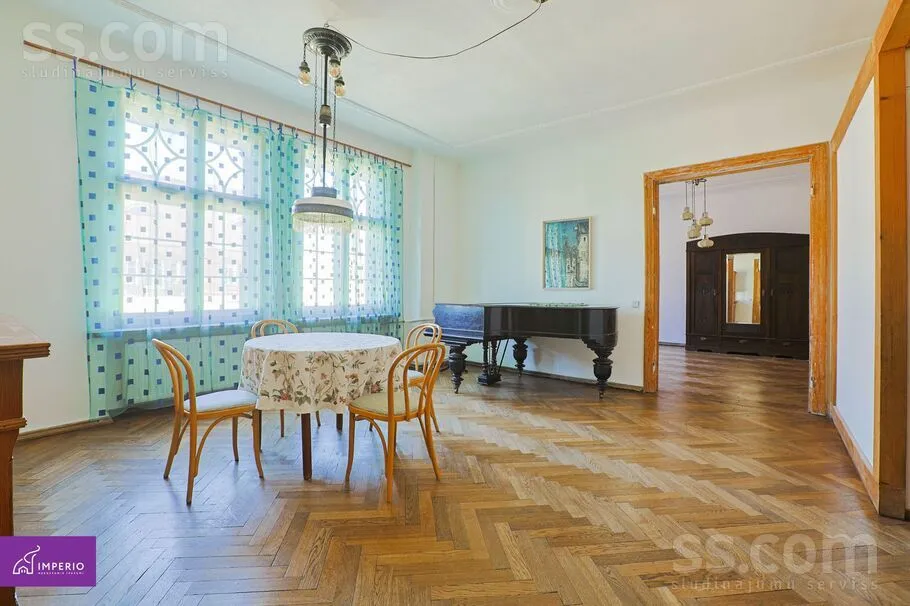 Salle à manger - Appartement 4 pièces à Rīga