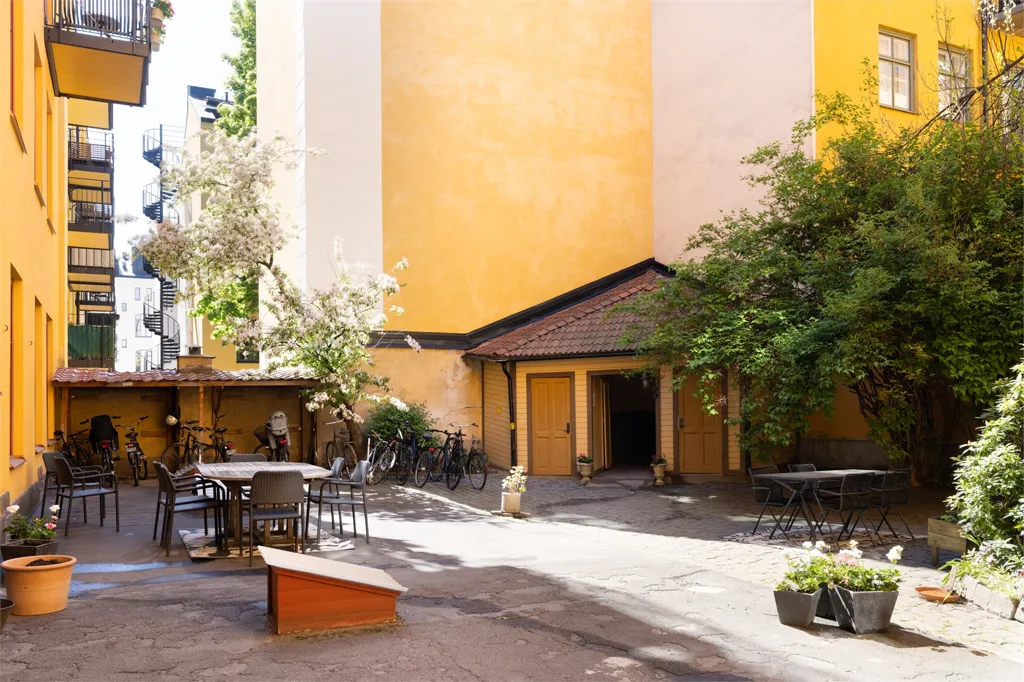 Garden - Charming 2-Bedroom Flat with Garden in Vasastan
