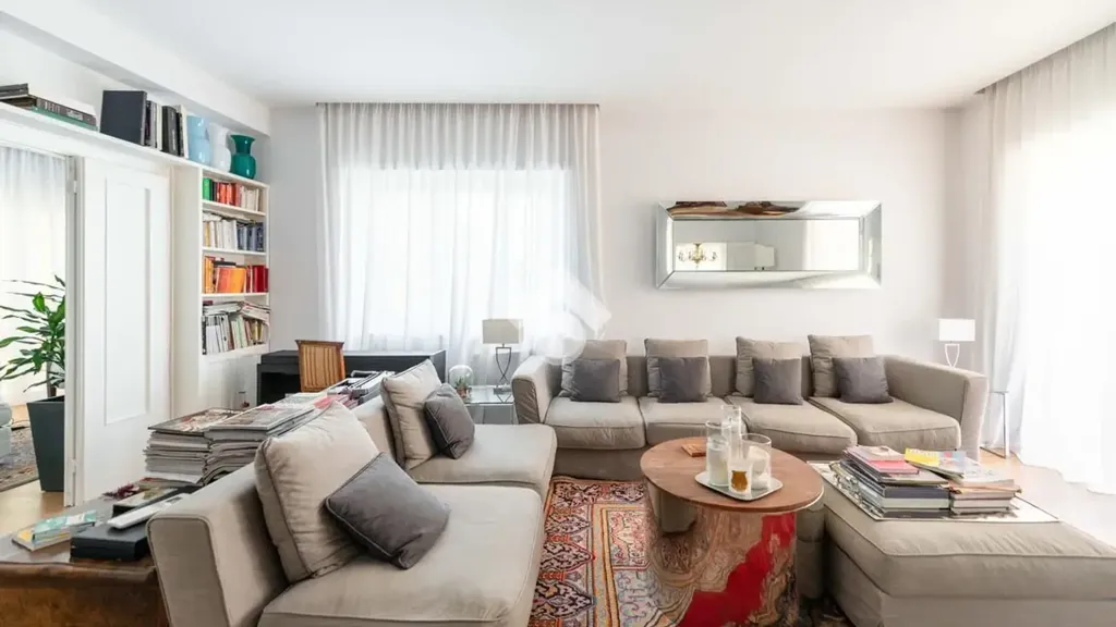 Elutuba - Luxury Apartment with Balconies in Rome