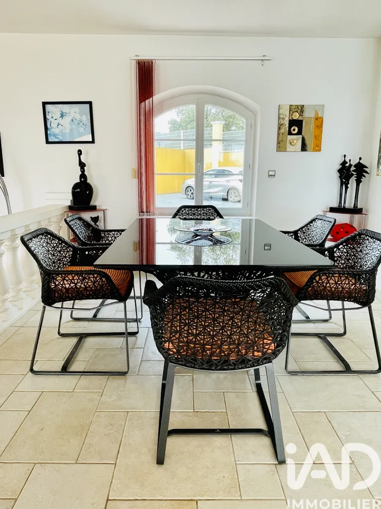 Salle à manger - Villa Moderne avec Vue Mer à Roquebrune-sur-Argens