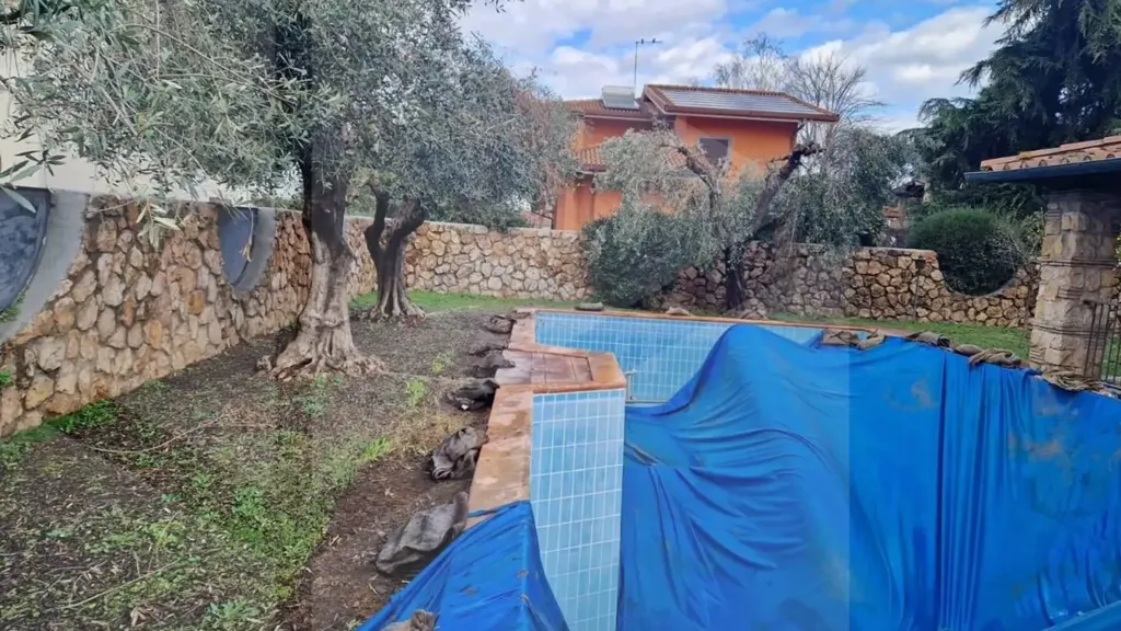 Piscine - Rustic Villa with Pool in Ciampino