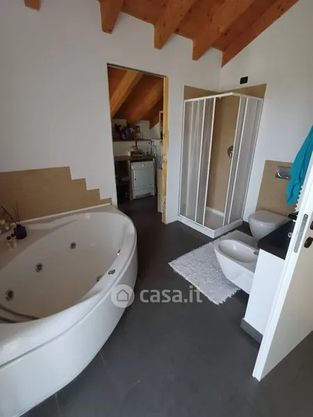 Bathrooms - Dual-Unit Villa with Pool in Gragnano Trebbiense