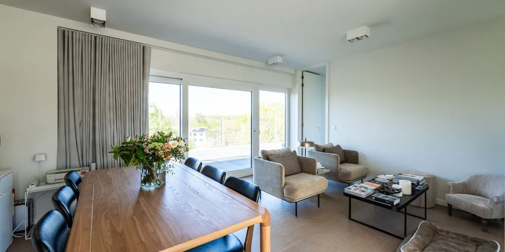 Söögituba - Penthouse with Panoramic Terrace in Kraainem