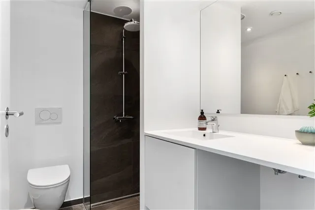 Salles de bain - 3-Room Apartment with Balcony in Aarhus