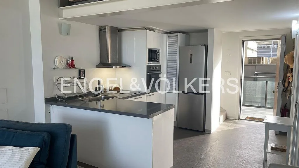 Cucina - Modern Loft Triplex with Garage in Xirivella
