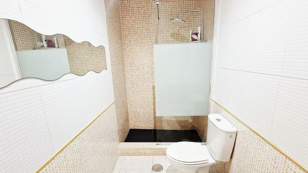 Bagni - Studio with Pool in Torrevieja Centre
