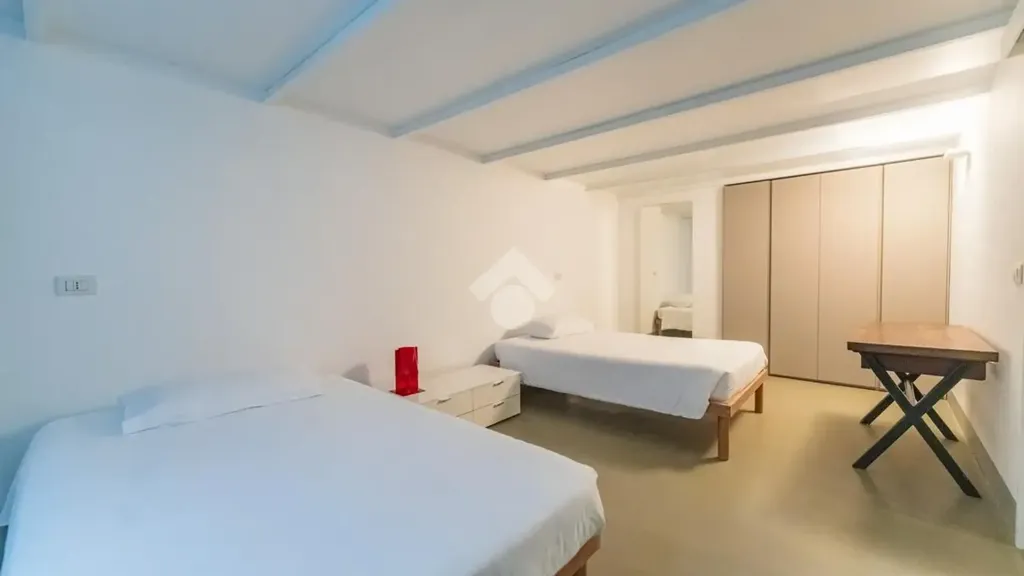 Chambres - Charm Loft with Streetfront Windows in Milan