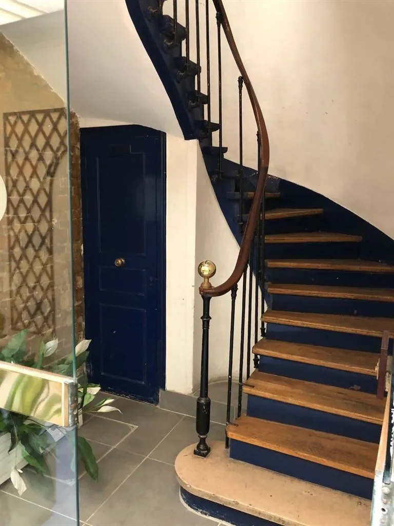Toad - 3-Bedroom Parisian Flat in 10th Arrondissement