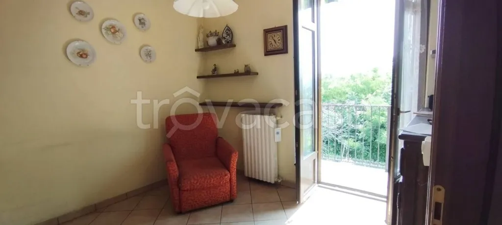 Entrée - Three-Level House with Terrace in Fossano