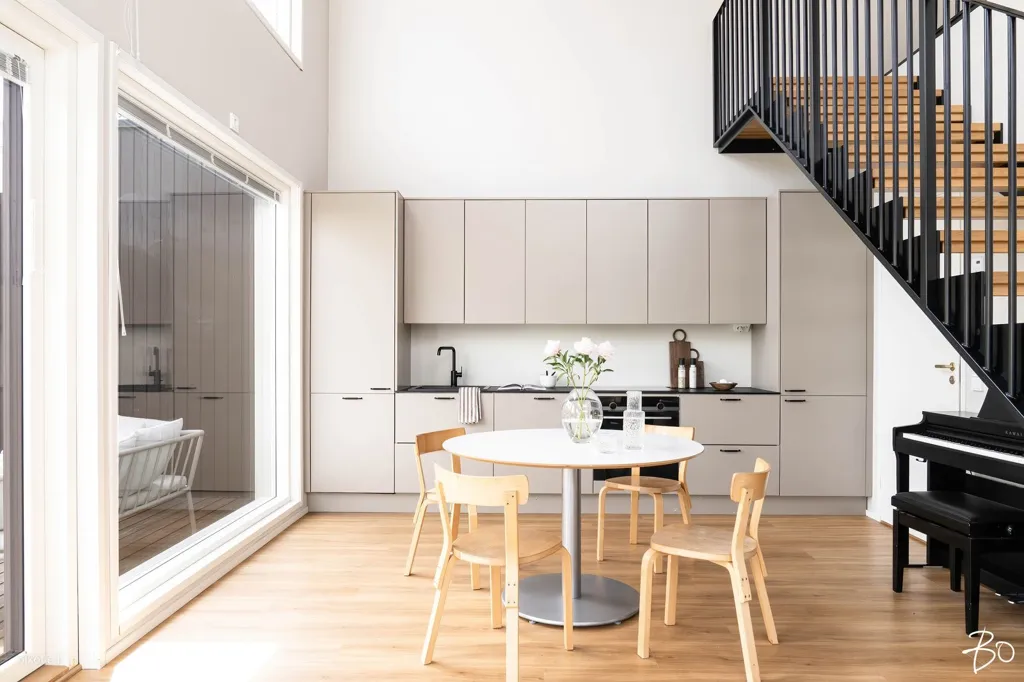 Söögituba - Modern Design Duplex with Sauna in Vantaa Hiekkaharju