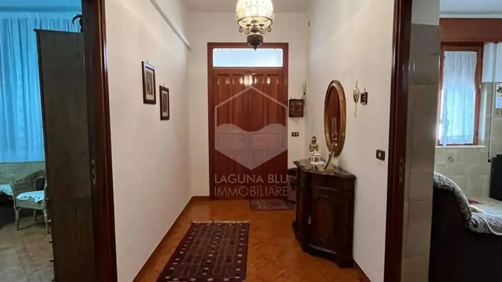 Hallway - Independent House with Veranda in Marsala