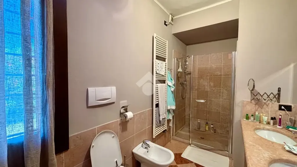 Bagni - Historic Villa with Pool in Sona