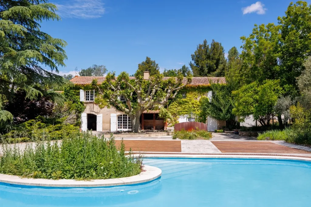 Piscine - Mas de Maître avec Piscine Intérieure à Pertuis