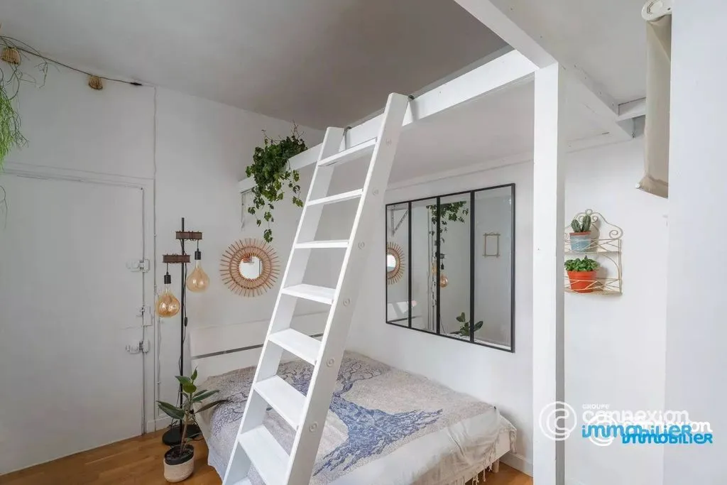 Magamistoad - Charming 4-Piece Parisian Apartment in 9th Arrondissement