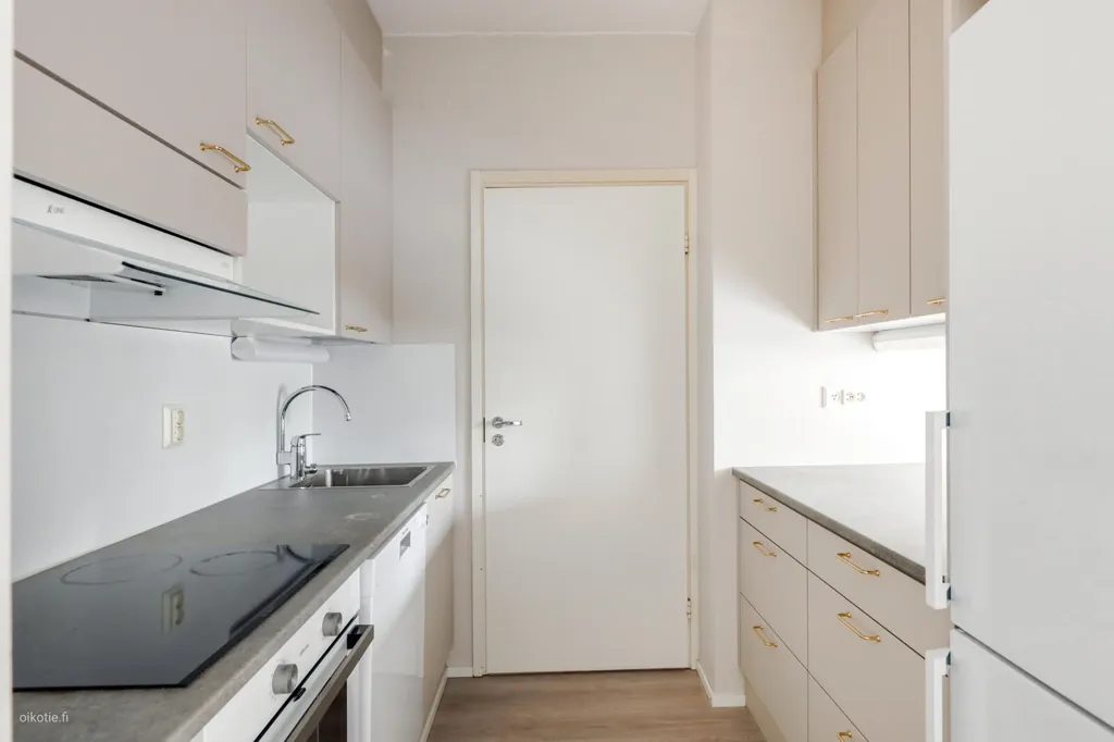 Cuisine - Two-Room Flat with Sauna in Myyrmäki
