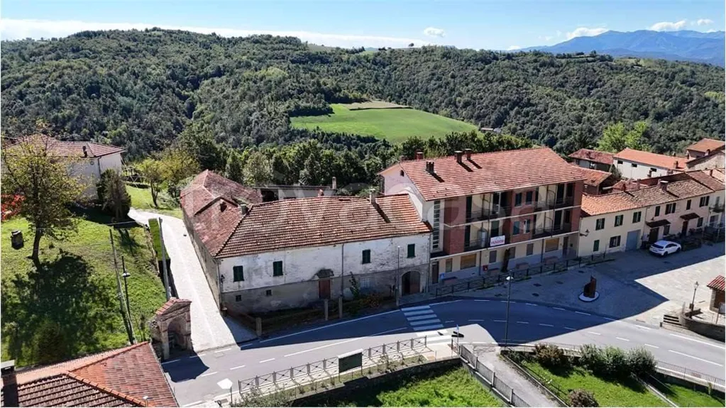 Vue aérienne - Rustic Farmhouse with Pool in Paroldo