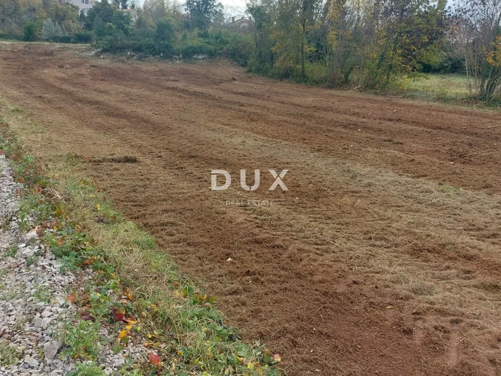 Jardin - Building Plot in Labin, Istra