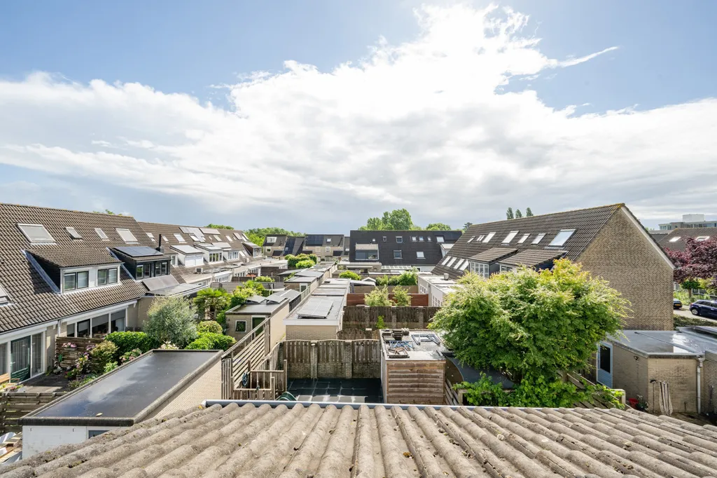 Õhuvaade - Modernised Corner House with Garden in Leerdam