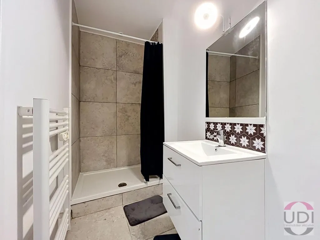 Vannitoad - Renovated Flat in Corbeil-Essonnes Centre