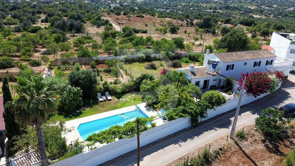 Vista aerea - Rustic House with Pool in Pêra, Algarve