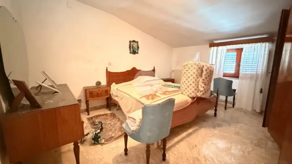 Chambres - Independent House with Multiple Levels in Ovindoli