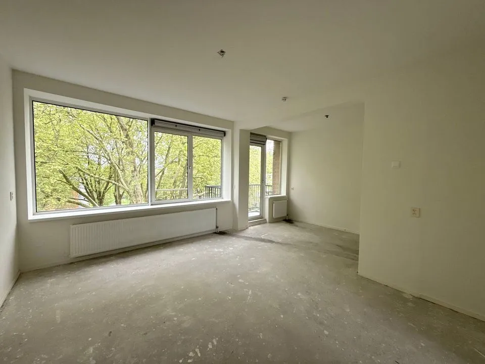 Pièces - Furnished Studio with Balcony in Rotterdam Vreewijk