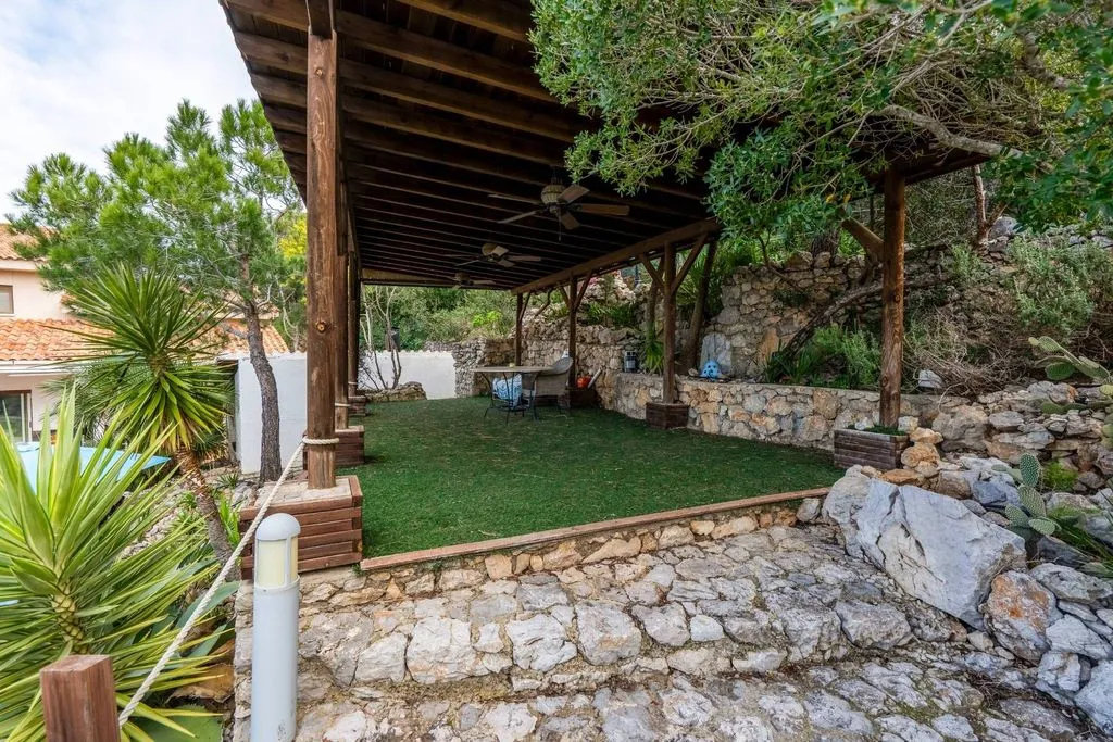 Terrass - Detached House with Pool in Plana Novella